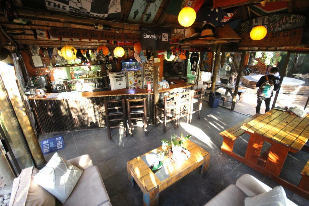 Saltycrax Backpackers And Surf Hostel By Curiocity Bloubergstrand Kültér fotó