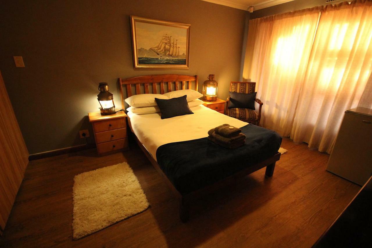 Saltycrax Backpackers And Surf Hostel By Curiocity Bloubergstrand Kültér fotó