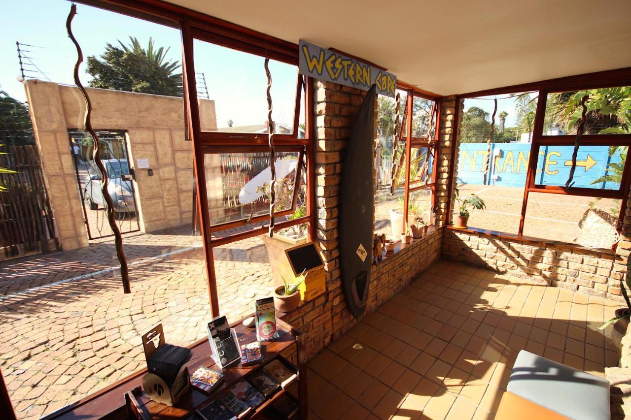 Saltycrax Backpackers And Surf Hostel By Curiocity Bloubergstrand Kültér fotó